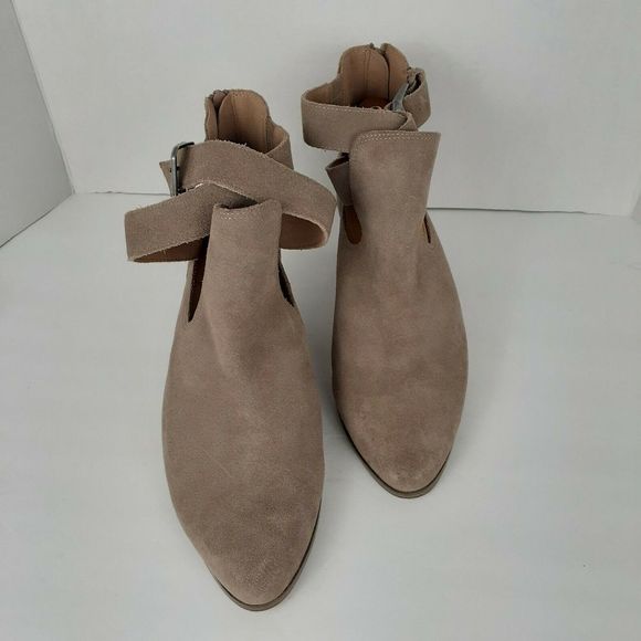 Sole Society Azure Taupe Ankle Boot Bootie. Worn only a few times. - Picture 2 of 12